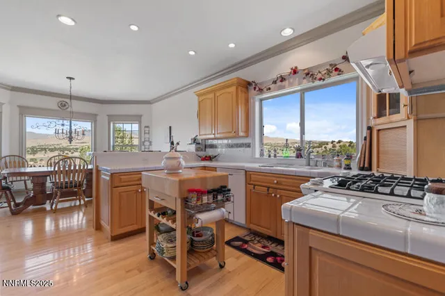 $1,225,000 | 125 Columbia Hill Court, Reno, NV 89508