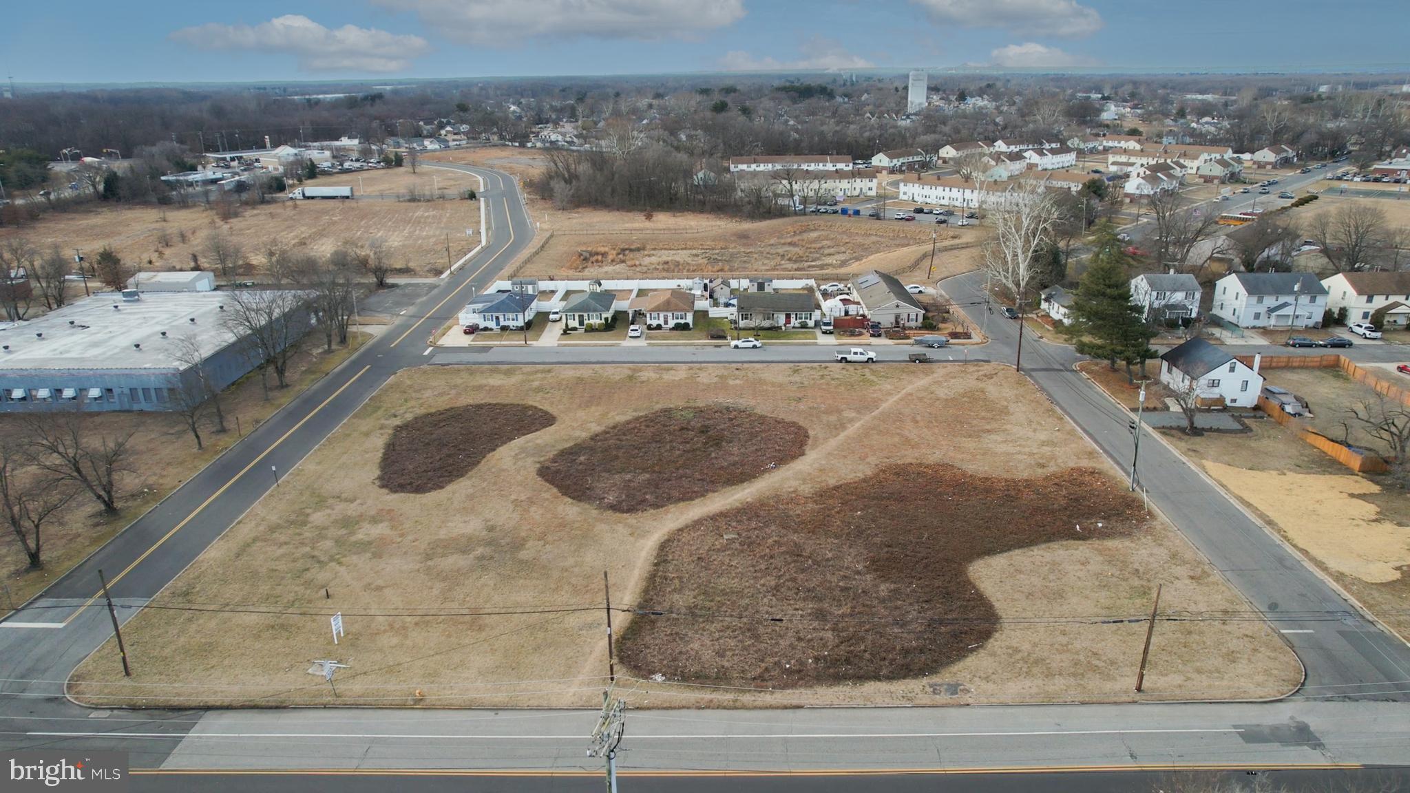 8 South Delaware Street Paulsboro, NJ 08066 - Photo 9 of 12 a view of a city