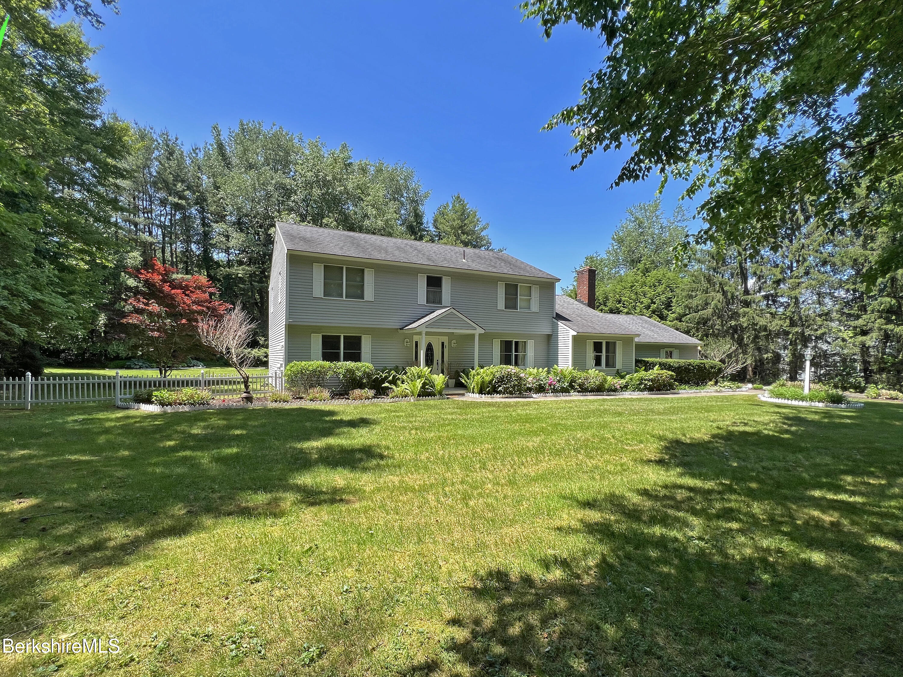 576 Holmes Road Pittsfield, MA 01201 - Photo 2 of 55 FRONT VIEW