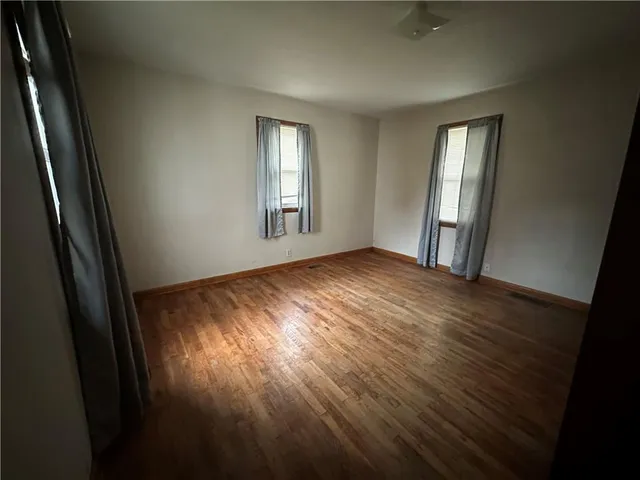 $99,900 | 216 East Thompson Street, Maryville, MO 64468