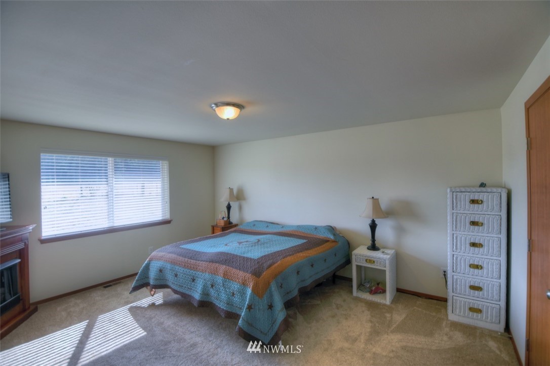 7535 187th Avenue Southwest Rochester, WA 98579 - Photo 16 of 22