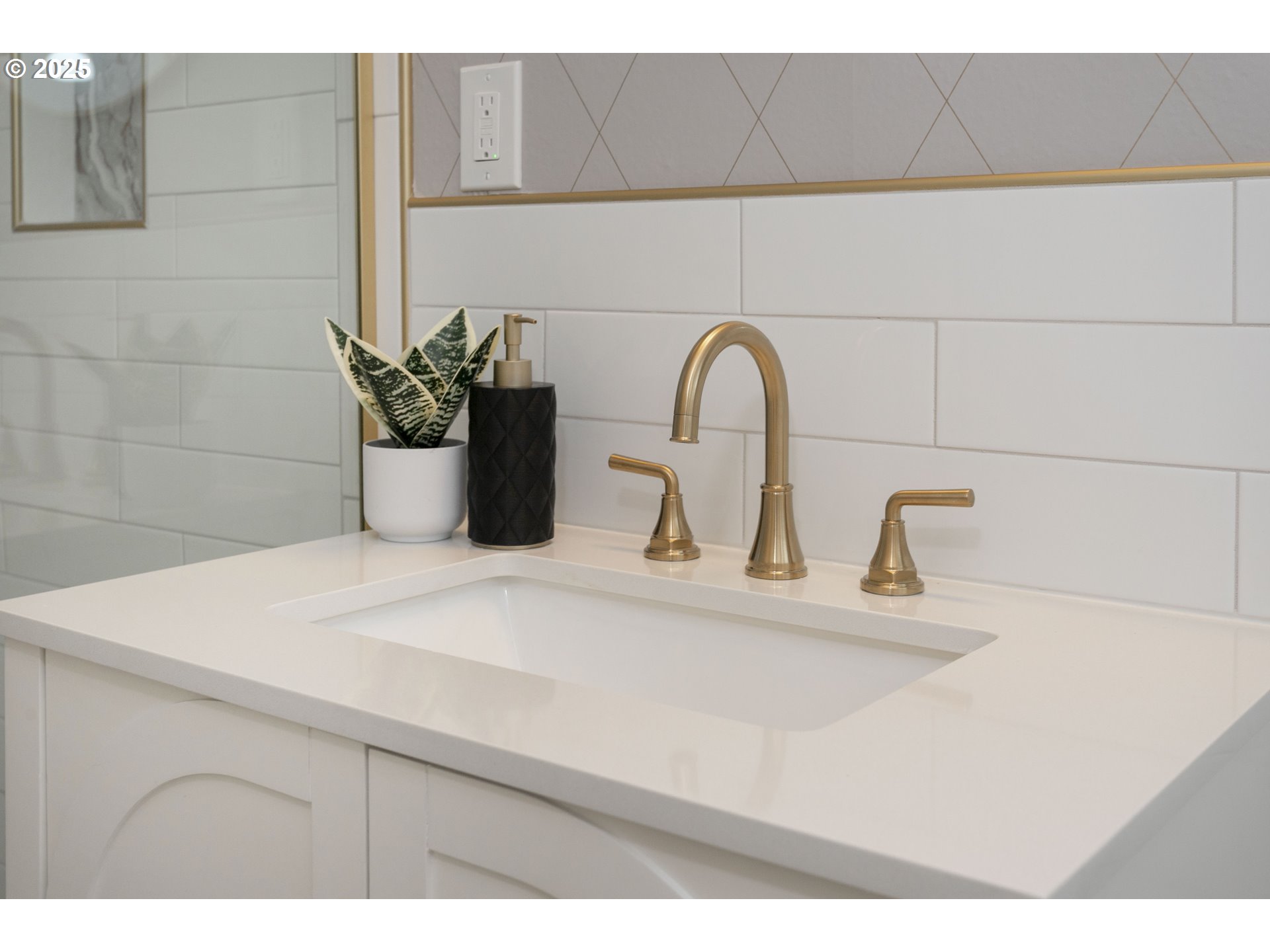 19080 Southwest Brooklawn Place Beaverton, OR 97003 - Photo 26 of 47