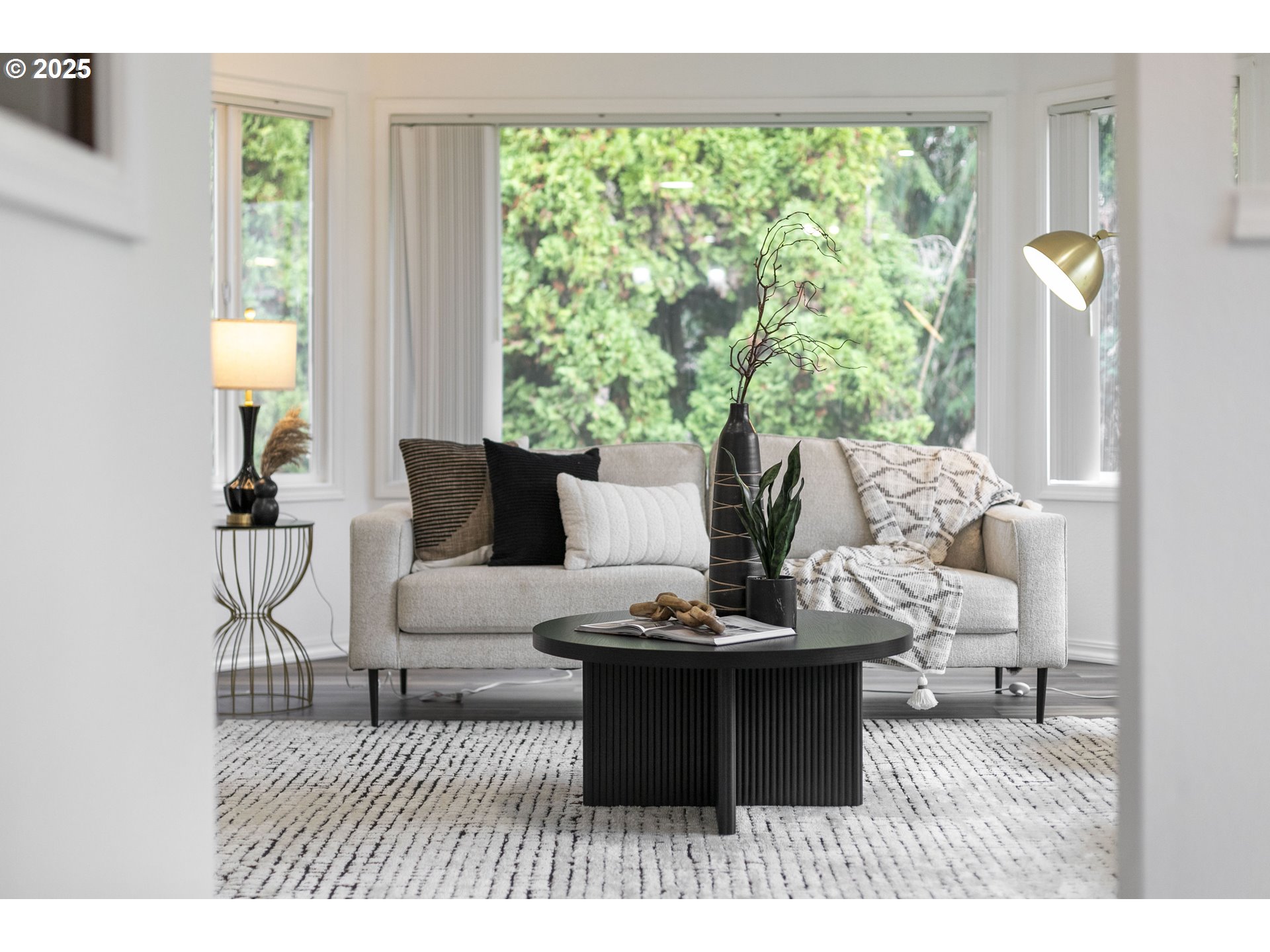 19080 Southwest Brooklawn Place Beaverton, OR 97003 - Photo 3 of 47