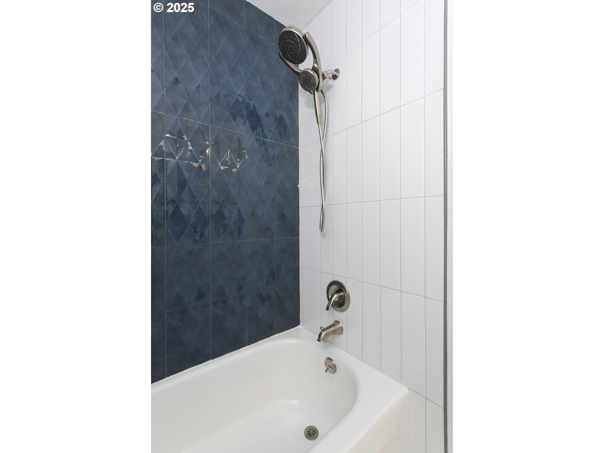 19080 Southwest Brooklawn Place Beaverton, OR 97003 - Photo 34 of 47