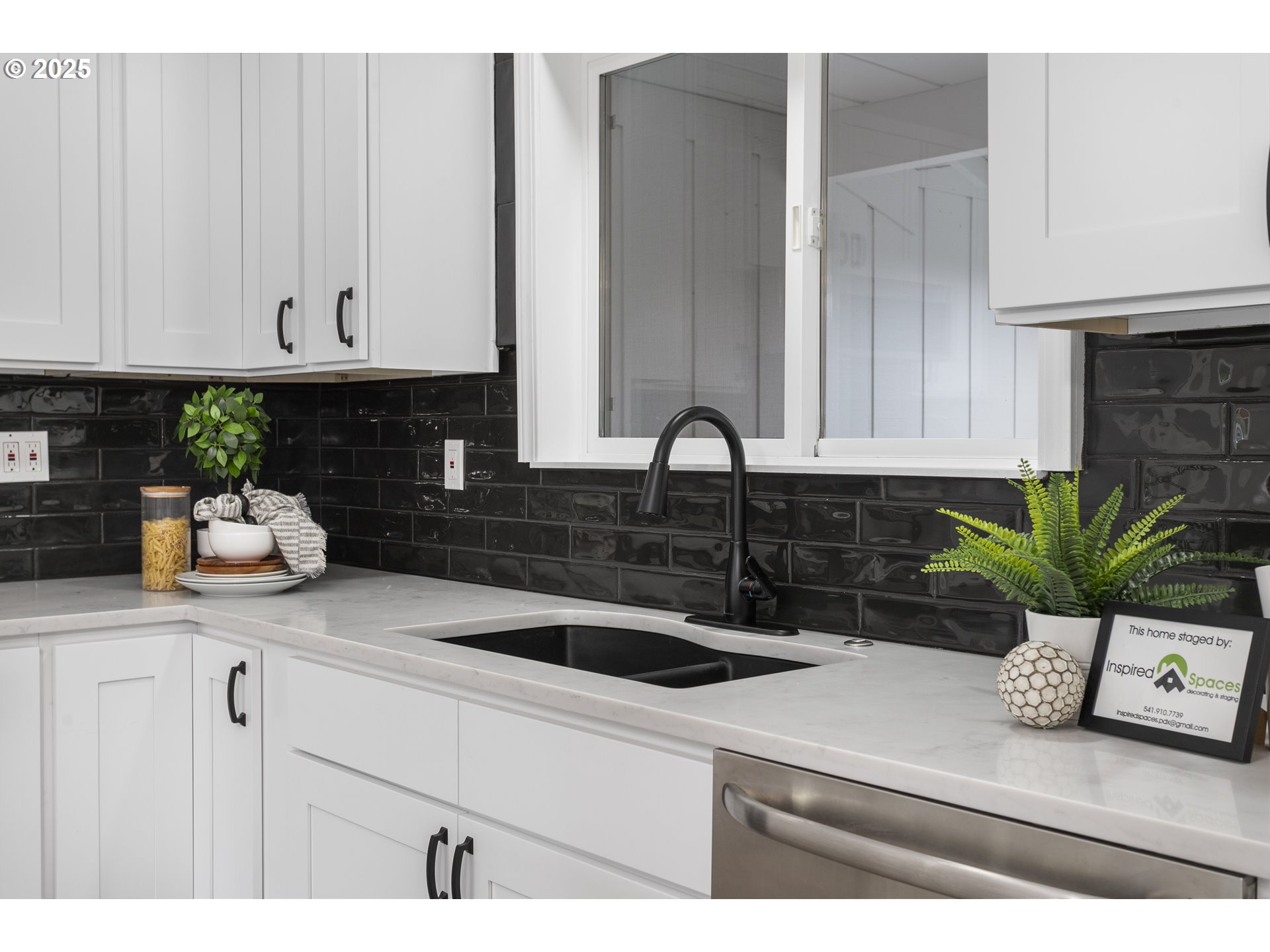 19080 Southwest Brooklawn Place Beaverton, OR 97003 - Photo 10 of 47