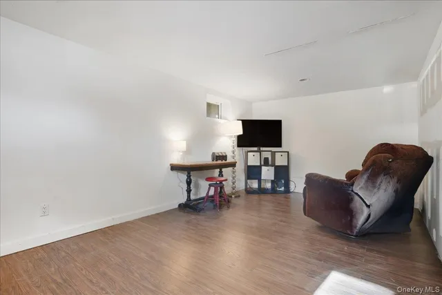 $679,000 | 5 9th Street, Bayville, NY 11709