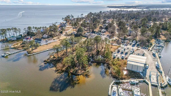 $269,000 | 1210 Neuse Drive, Oriental, NC 28571