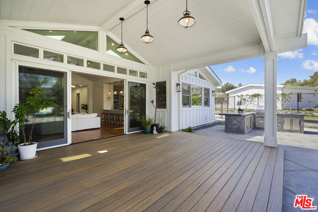 6544 Wandermere Road Malibu, CA 90265 - Photo 32 of 36 a view of a building with sitting area