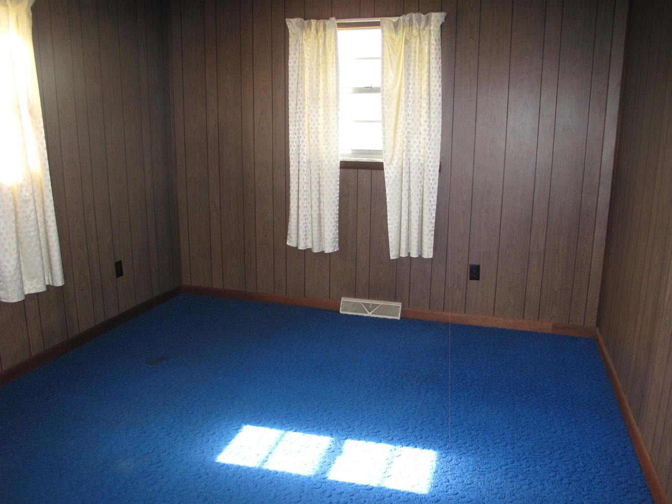 140 Angel Road La Follette, TN 37766 - Photo 11 of 16 BR 2