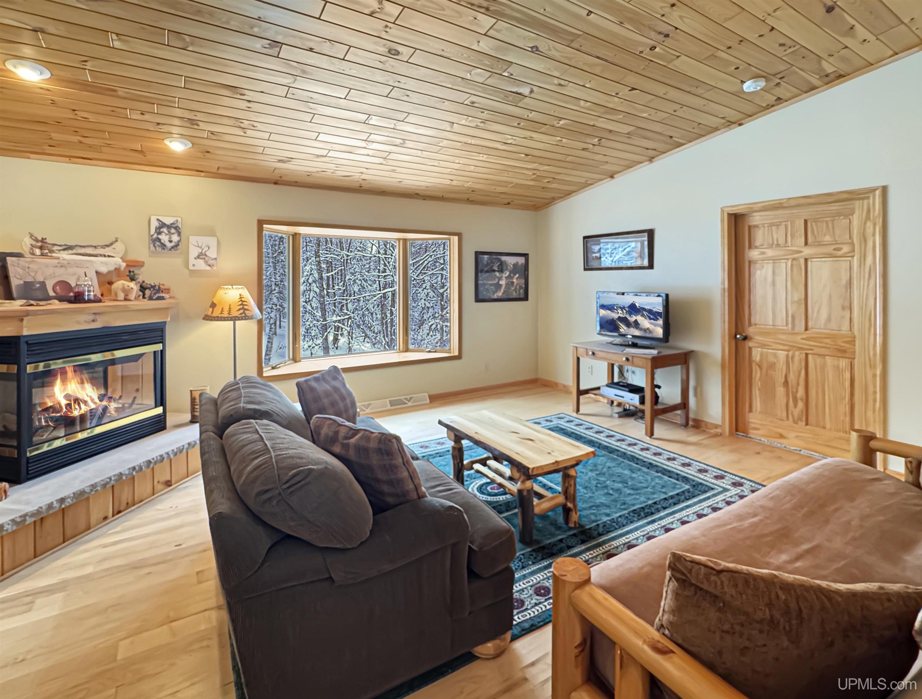 119 Maggie Lake Road Crystal Falls, MI 49920 - Photo 7 of 76