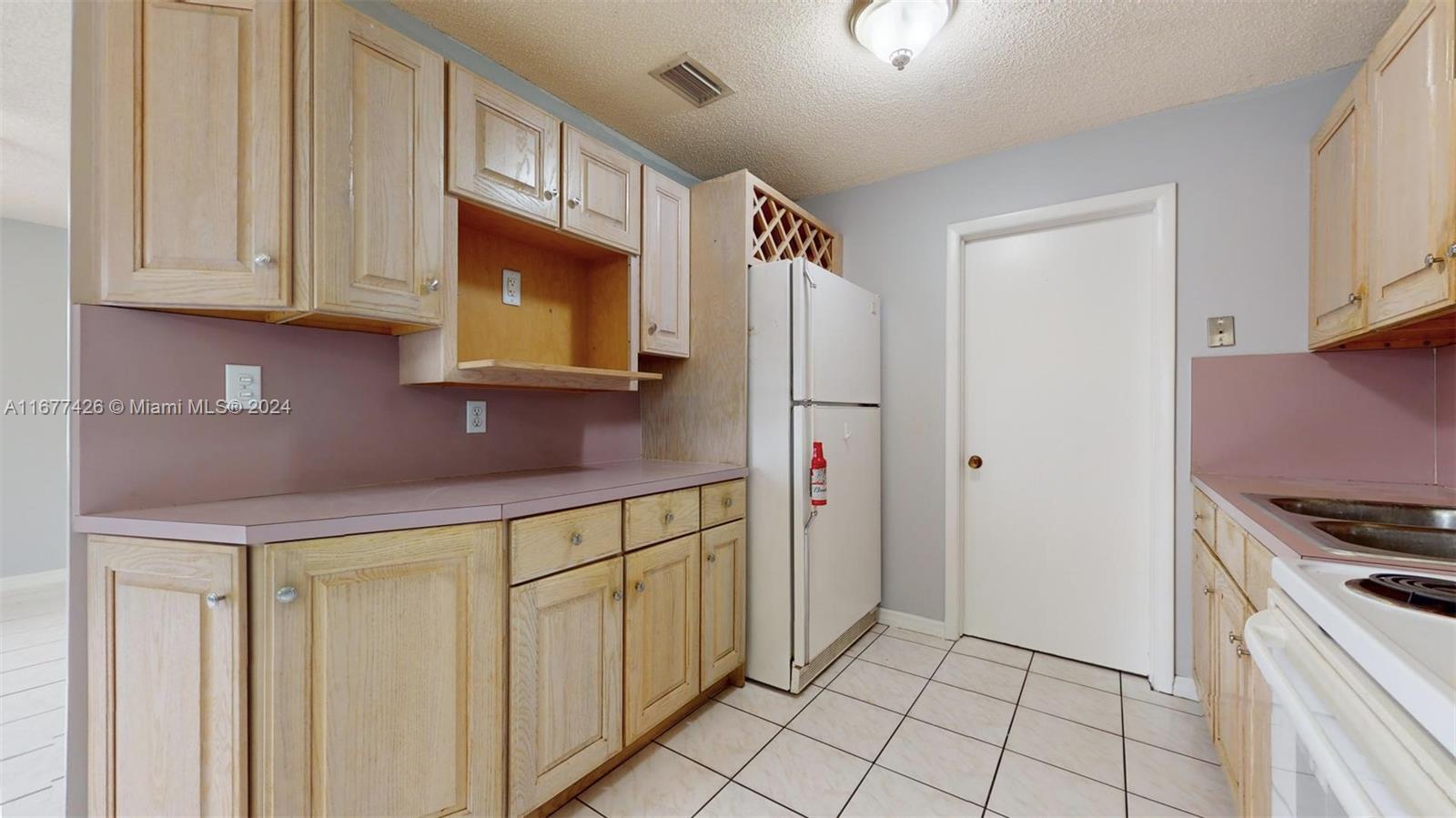 30110 Southwest 151st Avenue Homestead, FL 33033 - Photo 5 of 22
