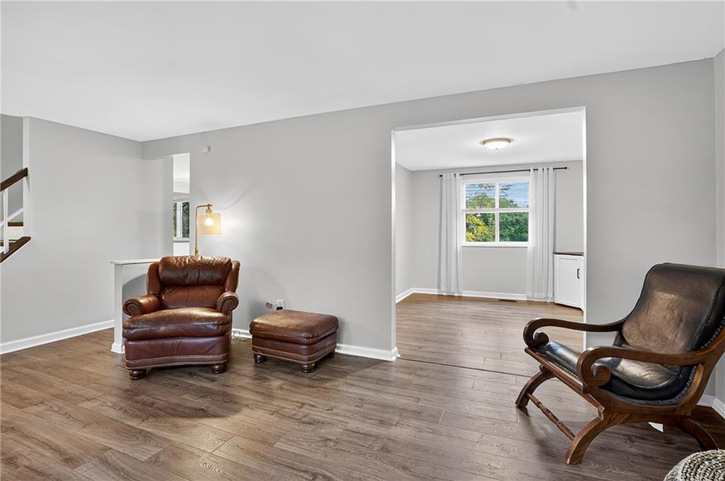 1240 Manor Drive Upper St. Clair, PA 15241 - Photo 4 of 24 a living room with furniture