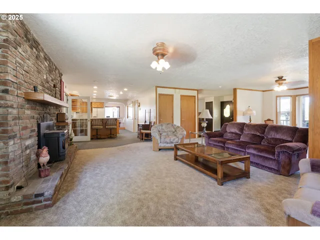 $1,090,000 | 30413 South Stuwe Road, Canby, OR 97013