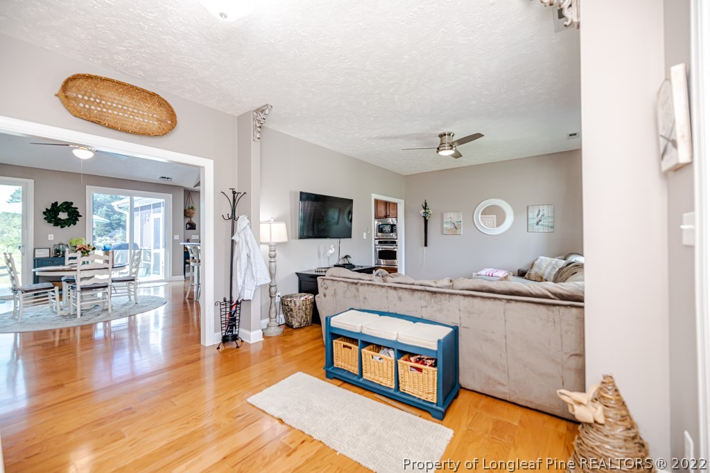 686 Cedar Point Vass, NC 28394 - Photo 5 of 50 Gallery Image 5