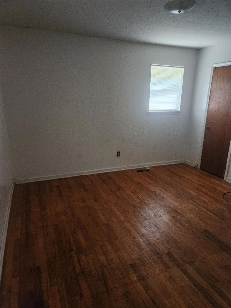 107 Northeast Colonel Street Southwest, Unit 1 Tuskegee Institute, AL 36088 - Photo 4 of 5 Gallery Image 4