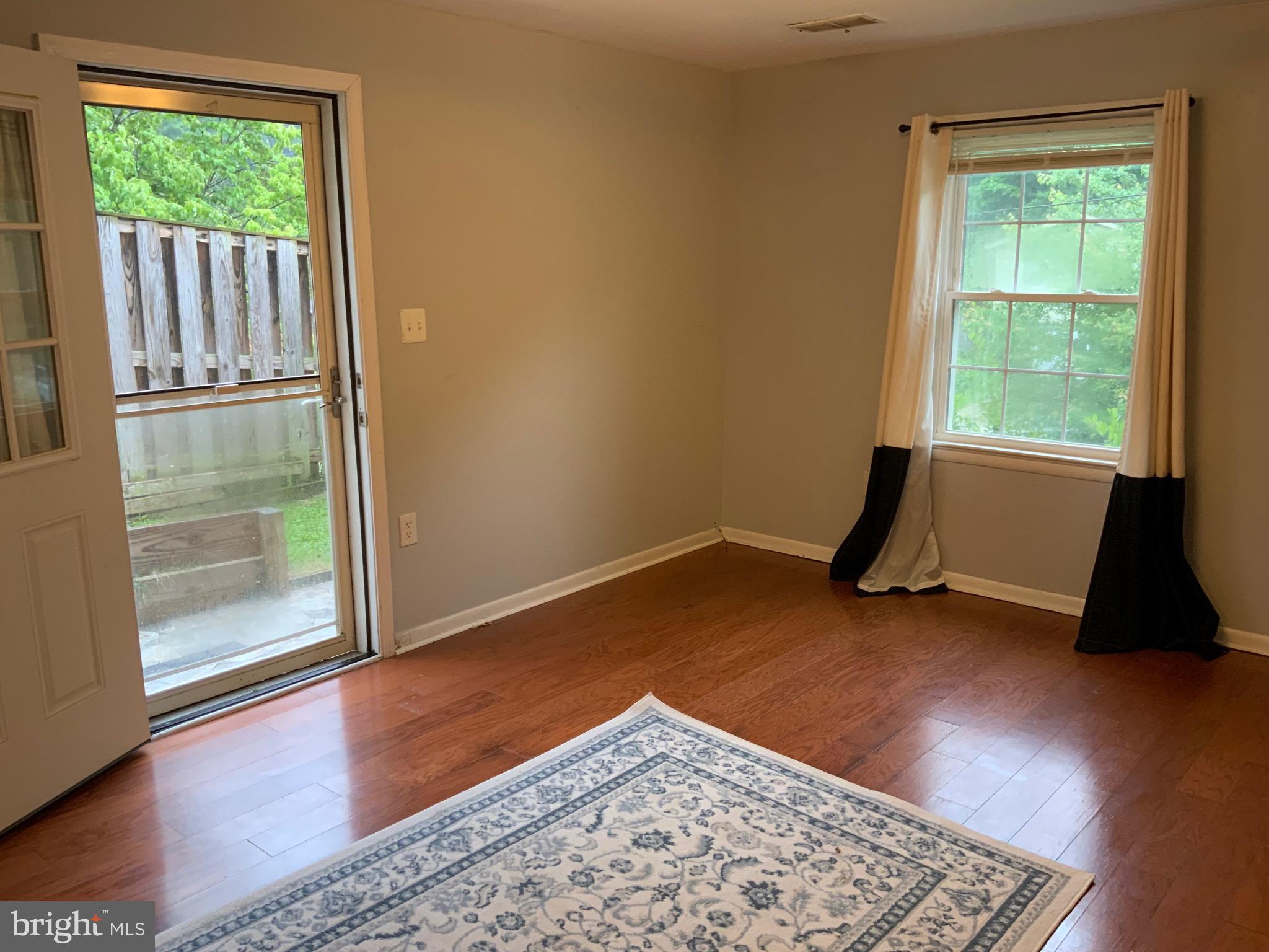 10609 Glenwild Road Silver Spring, MD 20901 - Photo 3 of 17