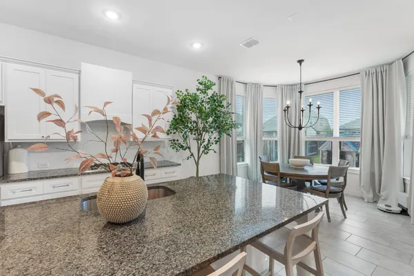 $2,950 | 823 Dreisam, New Braunfels, TX 78130