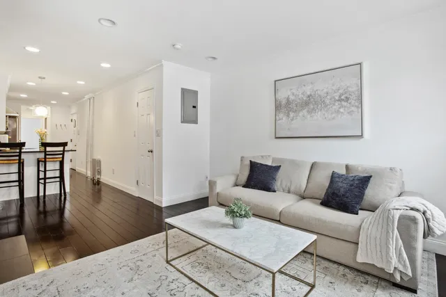 $649,000 | 334 East 5th Street, Unit 3E | East Village