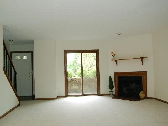 5243 Ruthton Road, Unit 67 Columbus, OH 43220 - Photo 4 of 14
