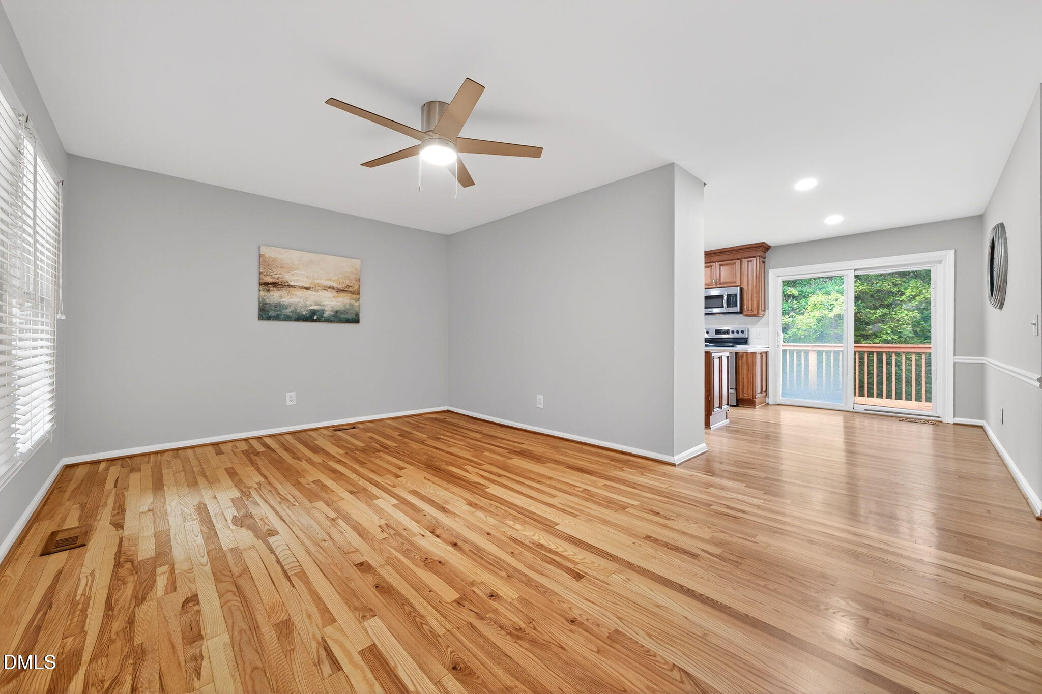 6025 Bellow Street Raleigh, NC 27609 - Photo 4 of 13 10-web-or-mls-017_JDP06778