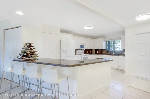 $4,500 | 3525 South Ocean Boulevard, Unit 108, Palm Beach, FL 33480