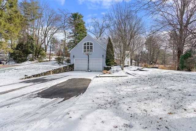 $1,575,000 | 1 Winthrop Terrace, Wayland, MA 01778