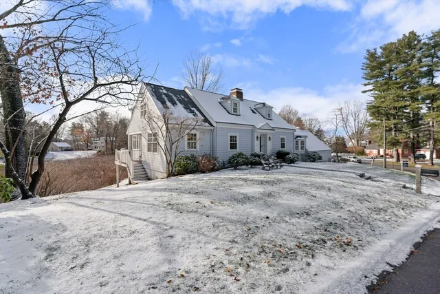 $1,575,000 | 1 Winthrop Terrace, Wayland, MA 01778