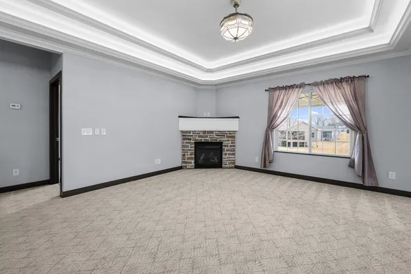 $389,900 | 125 Pinehurst Drive, Eldridge, IA 52748