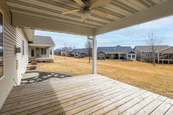 $389,900 | 125 Pinehurst Drive, Eldridge, IA 52748