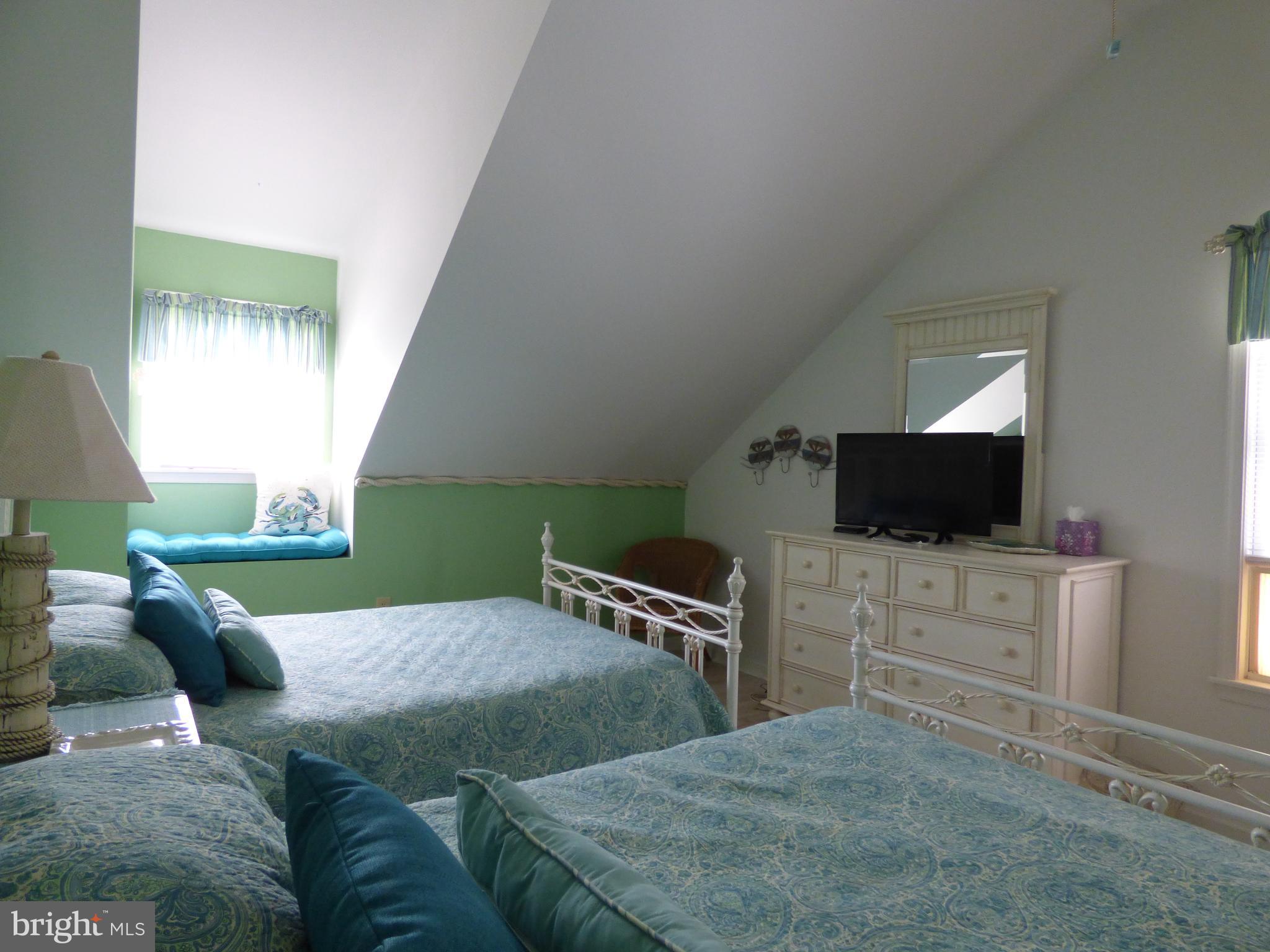 635 Sandy Point Road, Unit 31 Bethany Beach, DE 19930 - Photo 27 of 46 Bedroom #3 on 2nd floor