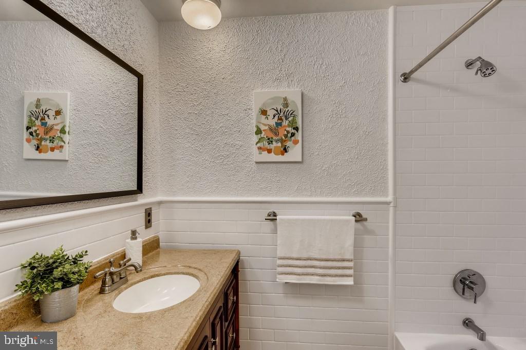 1901 Parkvue Road Fallston, MD 21047 - Photo 22 of 31 Full Bath