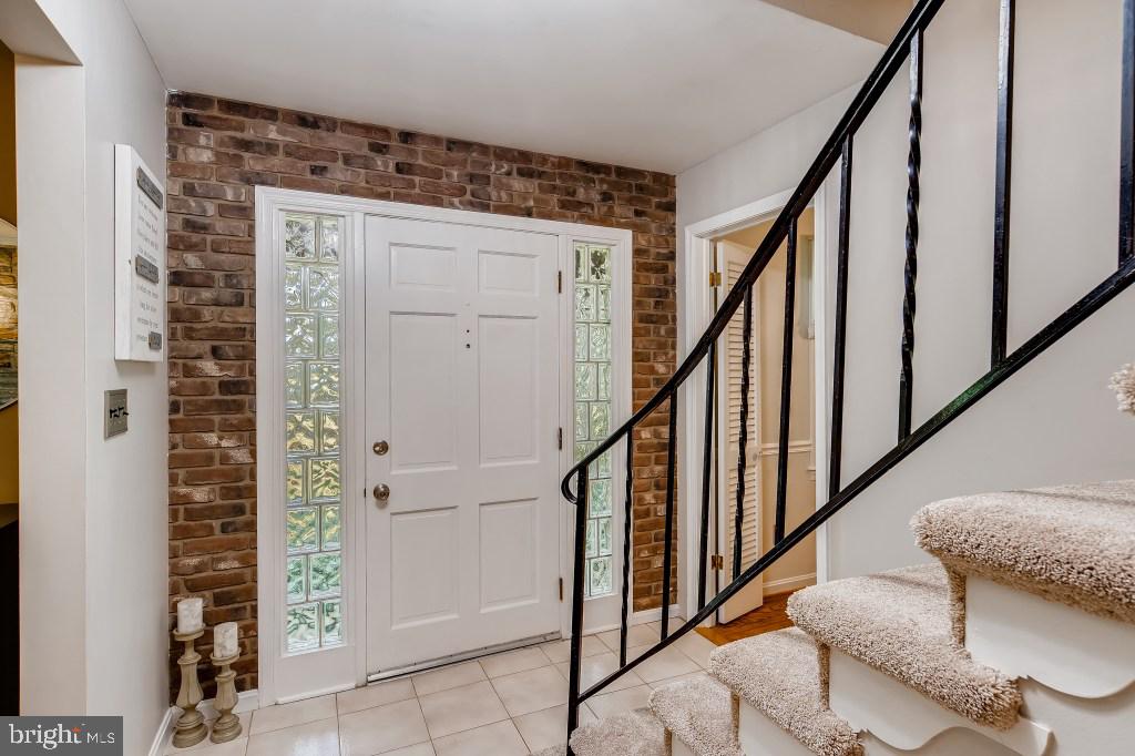 1901 Parkvue Road Fallston, MD 21047 - Photo 7 of 31 Foyer
