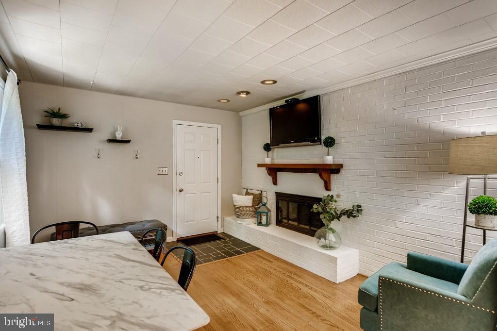 1901 Parkvue Road Fallston, MD 21047 - Photo 9 of 31 Den