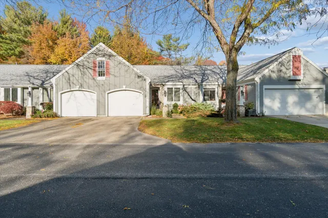 $350,000 | 17850 Bramer Lane, Spring Lake, MI 49456