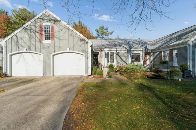 $350,000 | 17850 Bramer Lane, Spring Lake, MI 49456