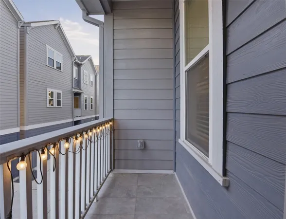 $3,050 | 2204 Lou Ellen Lane, Houston, TX 77018