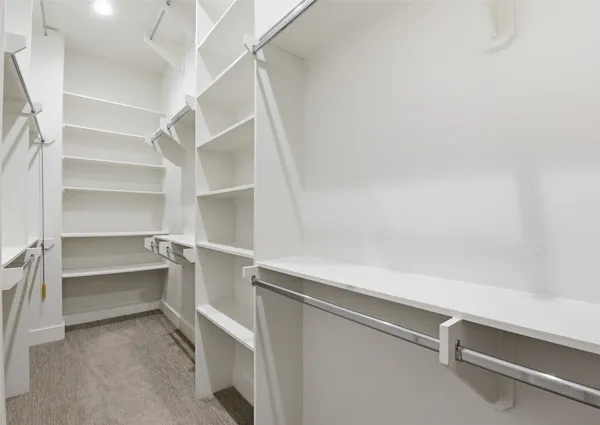 $3,050 | 2204 Lou Ellen Lane, Houston, TX 77018