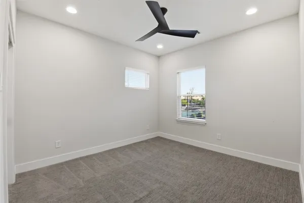 $3,050 | 2204 Lou Ellen Lane, Houston, TX 77018