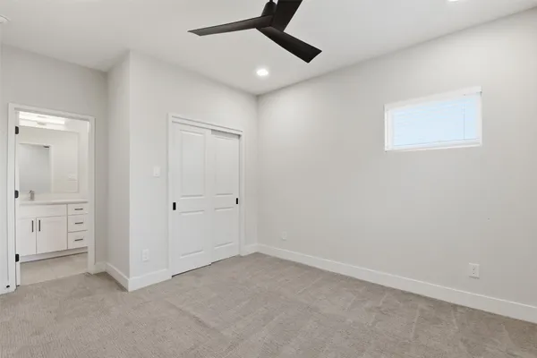 $3,050 | 2204 Lou Ellen Lane, Houston, TX 77018