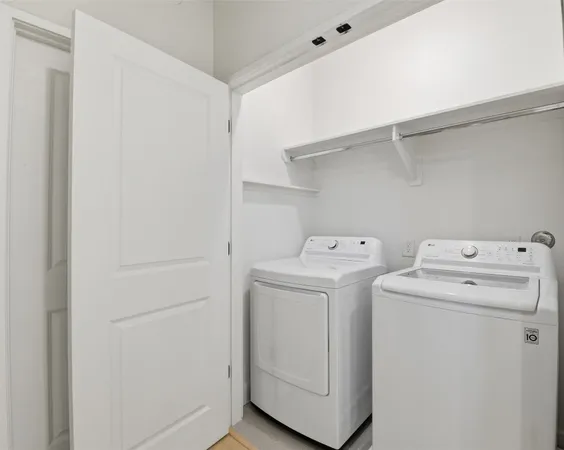 $3,050 | 2204 Lou Ellen Lane, Houston, TX 77018