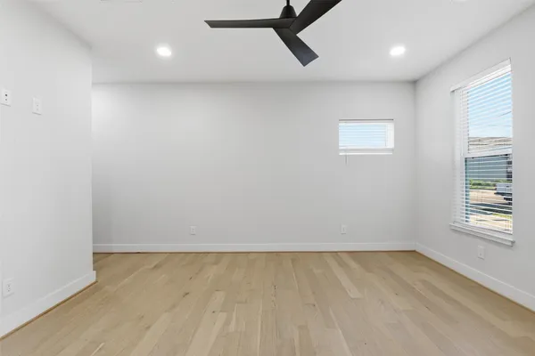 $3,050 | 2204 Lou Ellen Lane, Houston, TX 77018