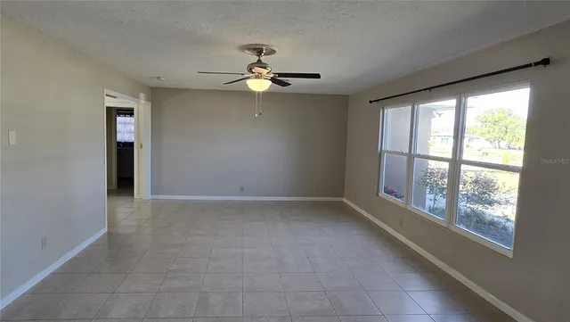 $1,950 | 808 Cypress Avenue, Venice, FL 34285