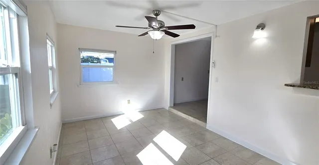 $1,950 | 808 Cypress Avenue, Venice, FL 34285