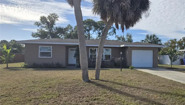$1,950 | 808 Cypress Avenue, Venice, FL 34285