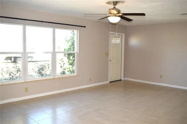 $1,950 | 808 Cypress Avenue, Venice, FL 34285