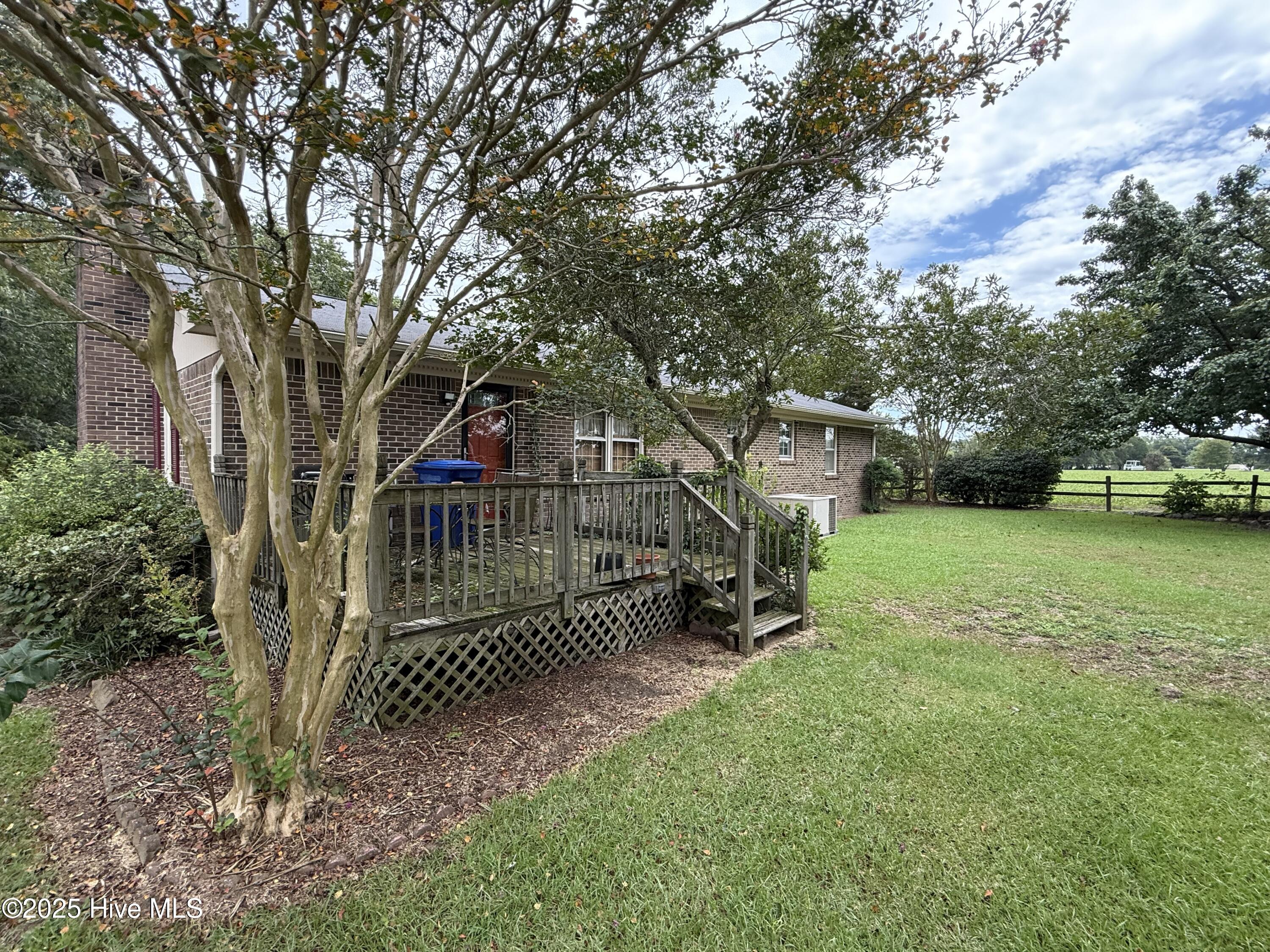 225 Tiptoe Road Edenton, NC 27932 - Photo 17 of 18 Rear view of home