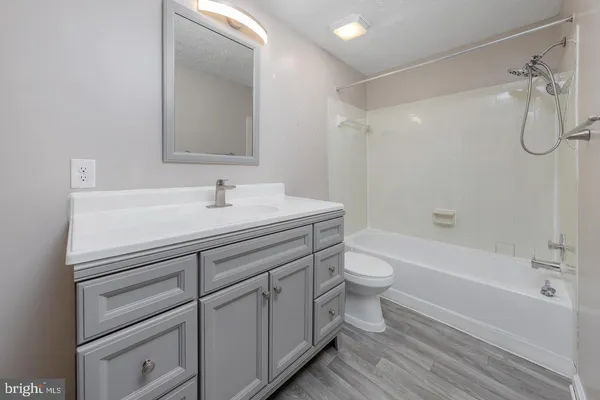 $2,400 | 2307 Greenwood Drive, Lindenwold, NJ 08021