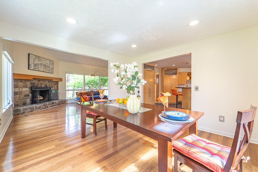 182 Park Road Perinton, NY 14534 - Photo 11 of 50 The formal dining room offers an elegant setting f