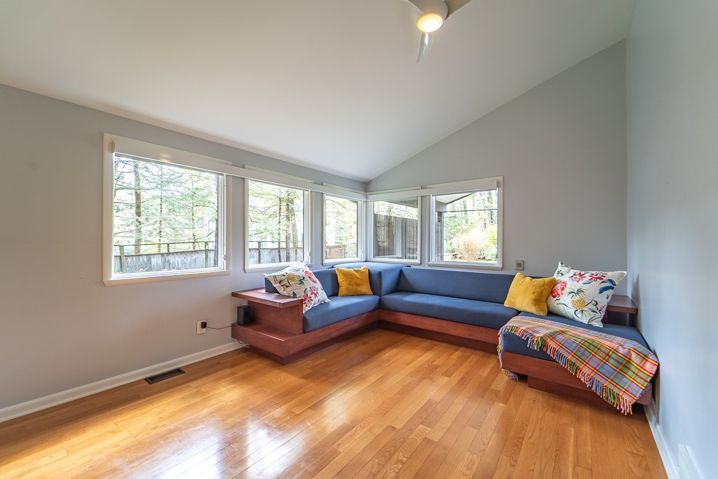 182 Park Road Perinton, NY 14534 - Photo 21 of 50 Hardwood floors, a soaring cathedral ceiling, and