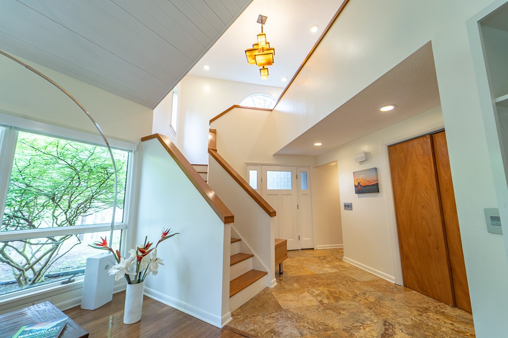 182 Park Road Perinton, NY 14534 - Photo 5 of 50